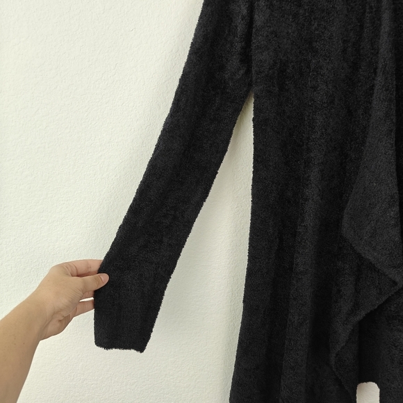 Barefoot Dreams CozyChic Lite Island Wrap In Black Size S/M - Picture 10 of 16